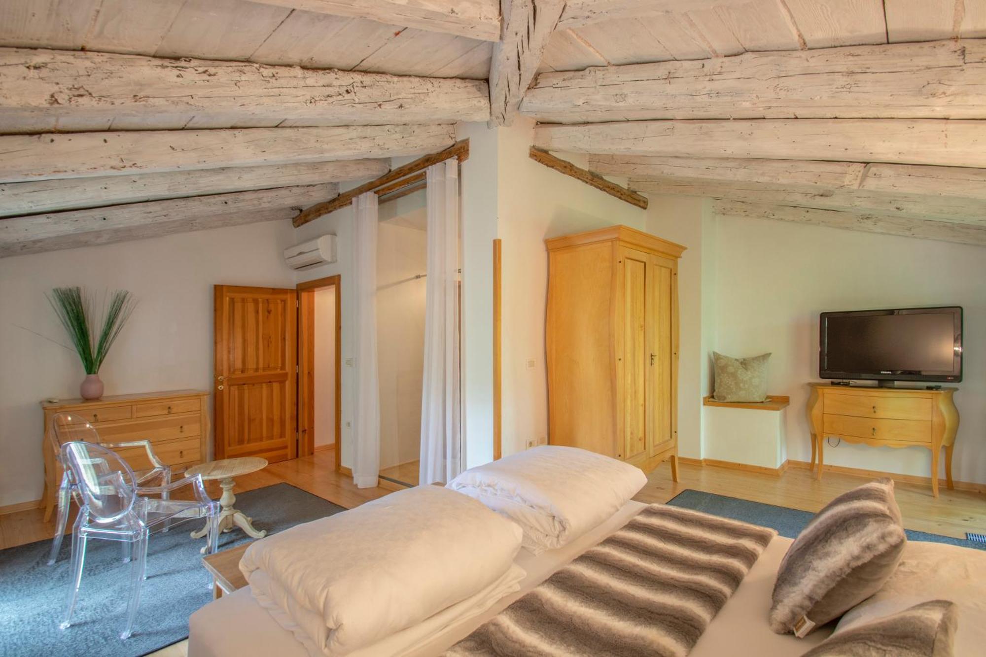 Residence Apolonija Guest House Sezana Exterior photo